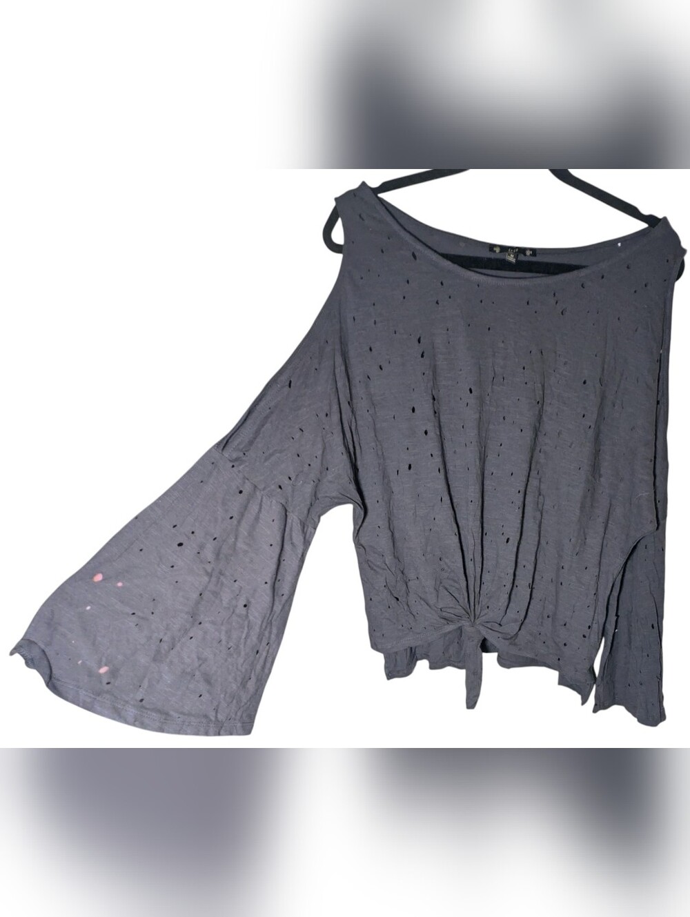 NWOT Iris Cold Shoulder Distressed Top 3X Charcoal Gray Tie Front Bell Sleeve